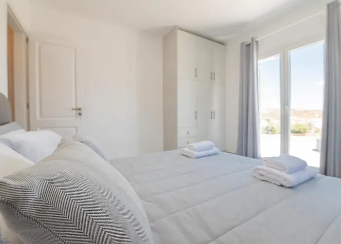 Dioni Mykonos * 帕瑞加